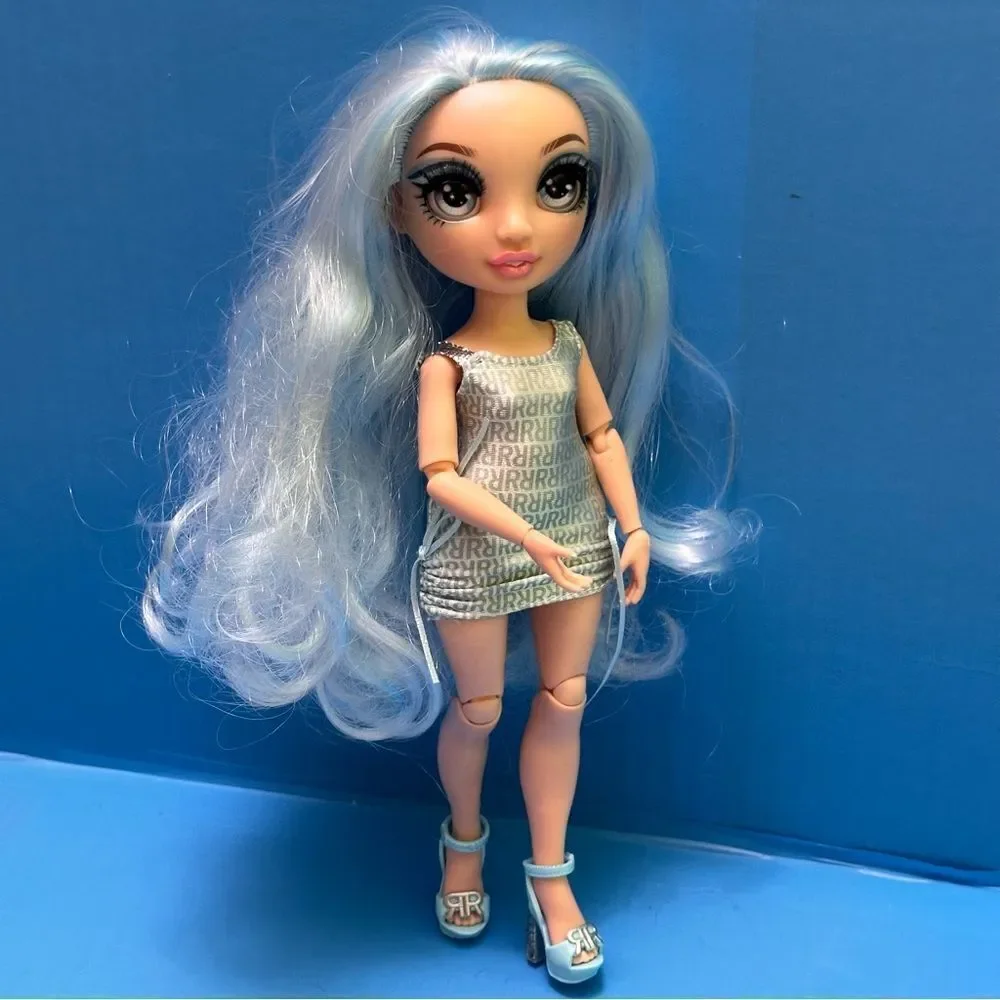 Rainbow 🌈🩵🩵High Gabriella ICELY Doll